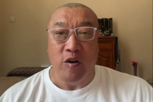 图片报：确诊结肠癌半年后，法兰克福U17主教练回到岗位继续事情